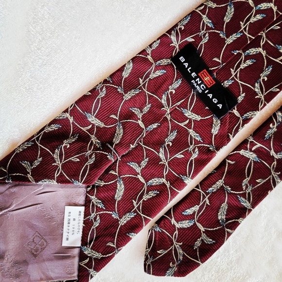 Balenciaga Vtg Flowing Feathered Tie - Picture 4 of 9